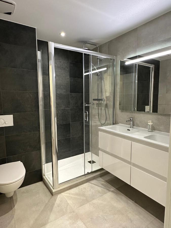 E1 Presidential Studios On High Floor With Stunning Sea Views Gibraltar Ngoại thất bức ảnh